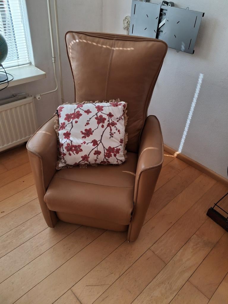 Sta op stoel op stroom, Ophalen of Verzenden, Zo goed als nieuw, Minder dan 75 cm, 50 tot 75 cm