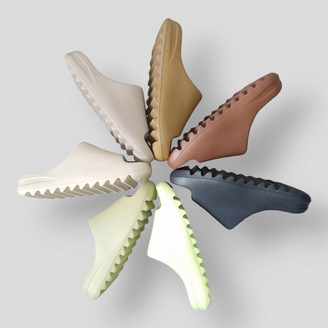 Yeezy Slides (Diverse kleuren & maten), Kleding | Heren, Schoenen, Slippers, Overige kleuren, Nieuw, Ophalen of Verzenden