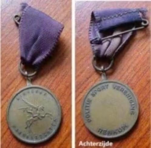 Eremedaille Politiesportvereniging Renkum, Airborn wandelt., Postzegels en Munten, Penningen en Medailles, Verzenden, Overige materialen