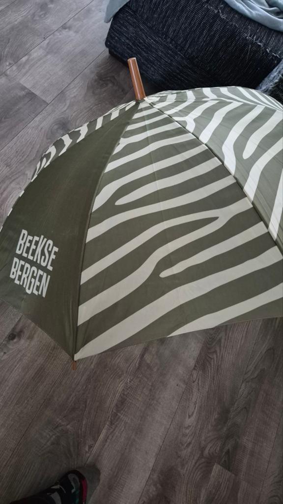 Beekse Bergen paraplu met zebraprint, Ophalen, Gebruikt, Groen