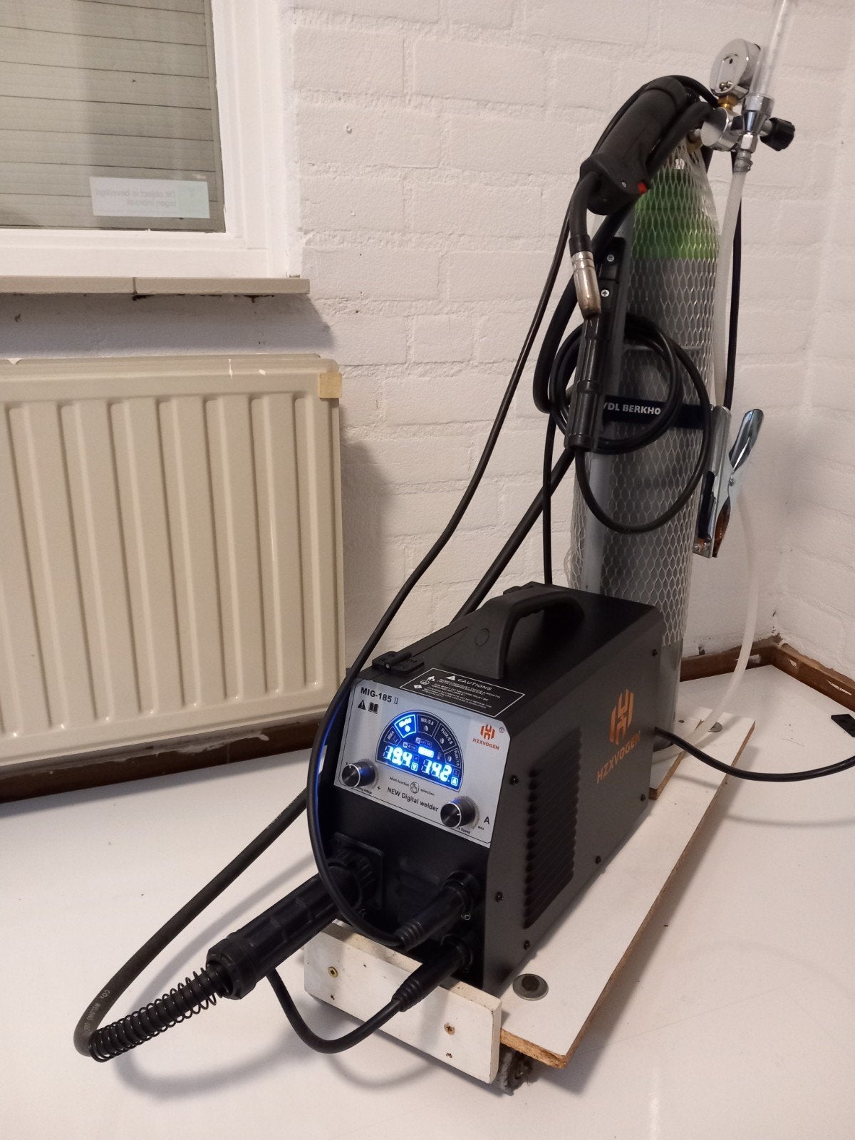 Lasapparaat met CO2-fles, lasapparaat Co2, Co2 lasapparaat, Ophalen, Zo goed als nieuw, 150 tot 250 ampère, Co2