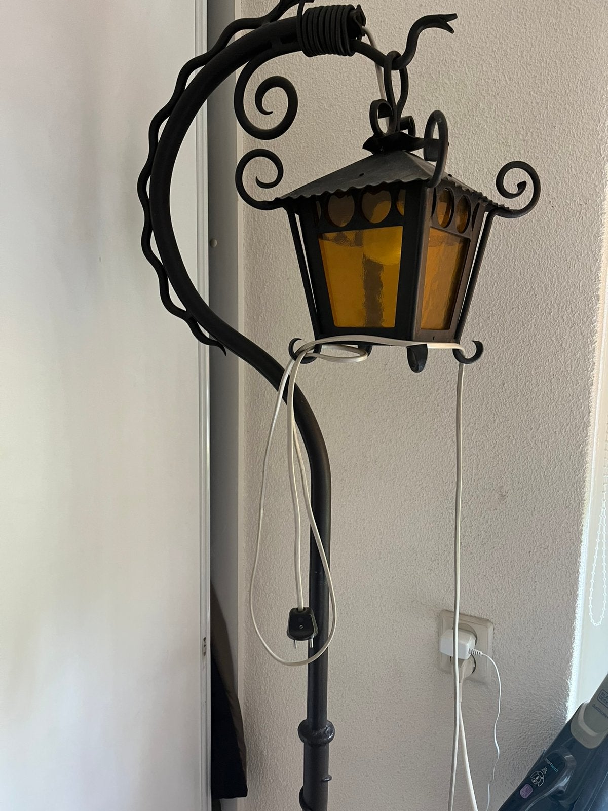 Antieke electrische gietijzeren vloerlamp, Ophalen, Overige materialen, Gebruikt, Zwart