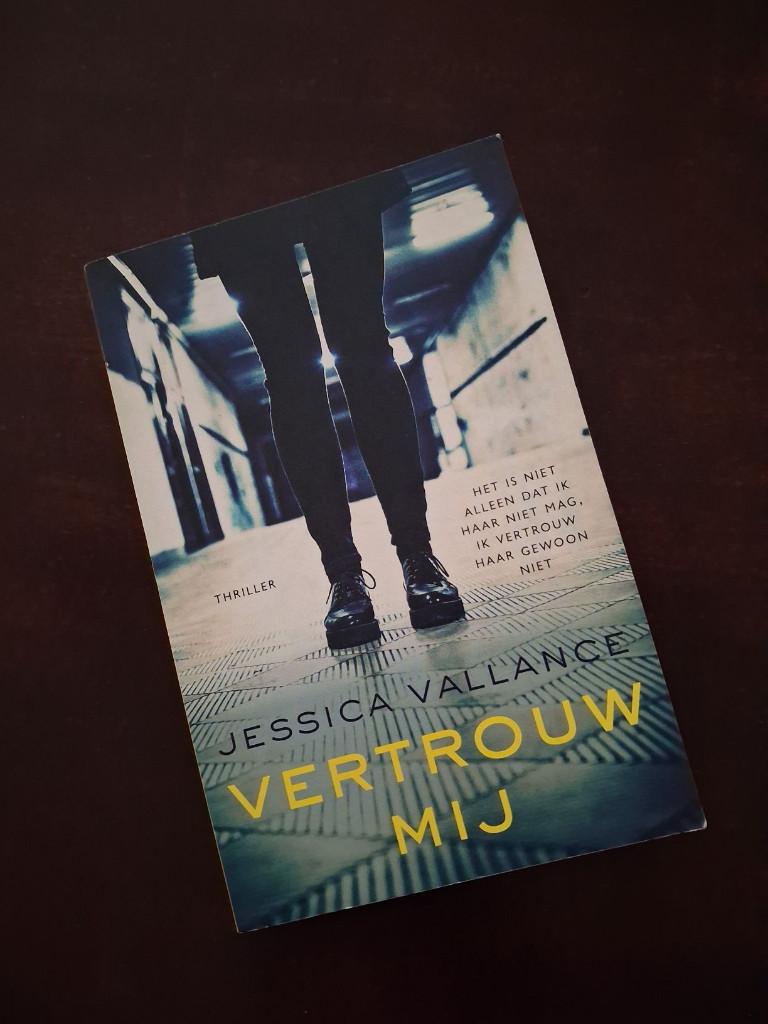 Jessica Vallance - vertrouw mij, Ophalen of Verzenden, Zo goed als nieuw