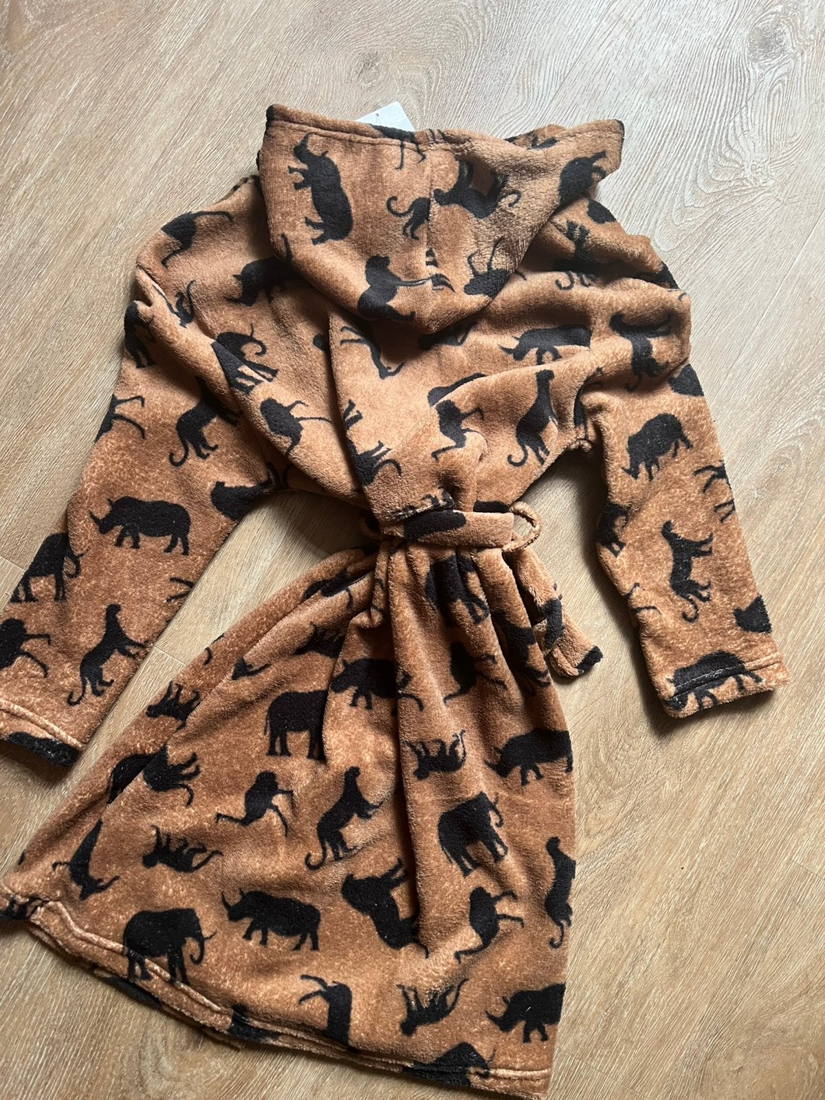 Nieuw m kaartje stoere badjas/ ochtendjas m 128/134, Ophalen of Verzenden, Nieuw, Jongen