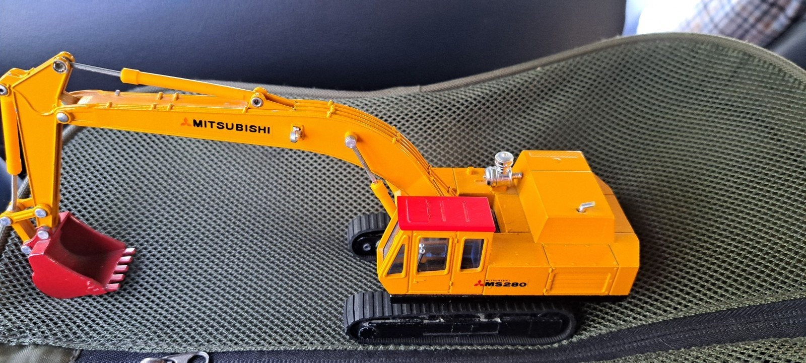Mitsubishi MS280 Graafmachine Model, Ophalen of Verzenden, Zo goed als nieuw, 1:32 tot 1:50
