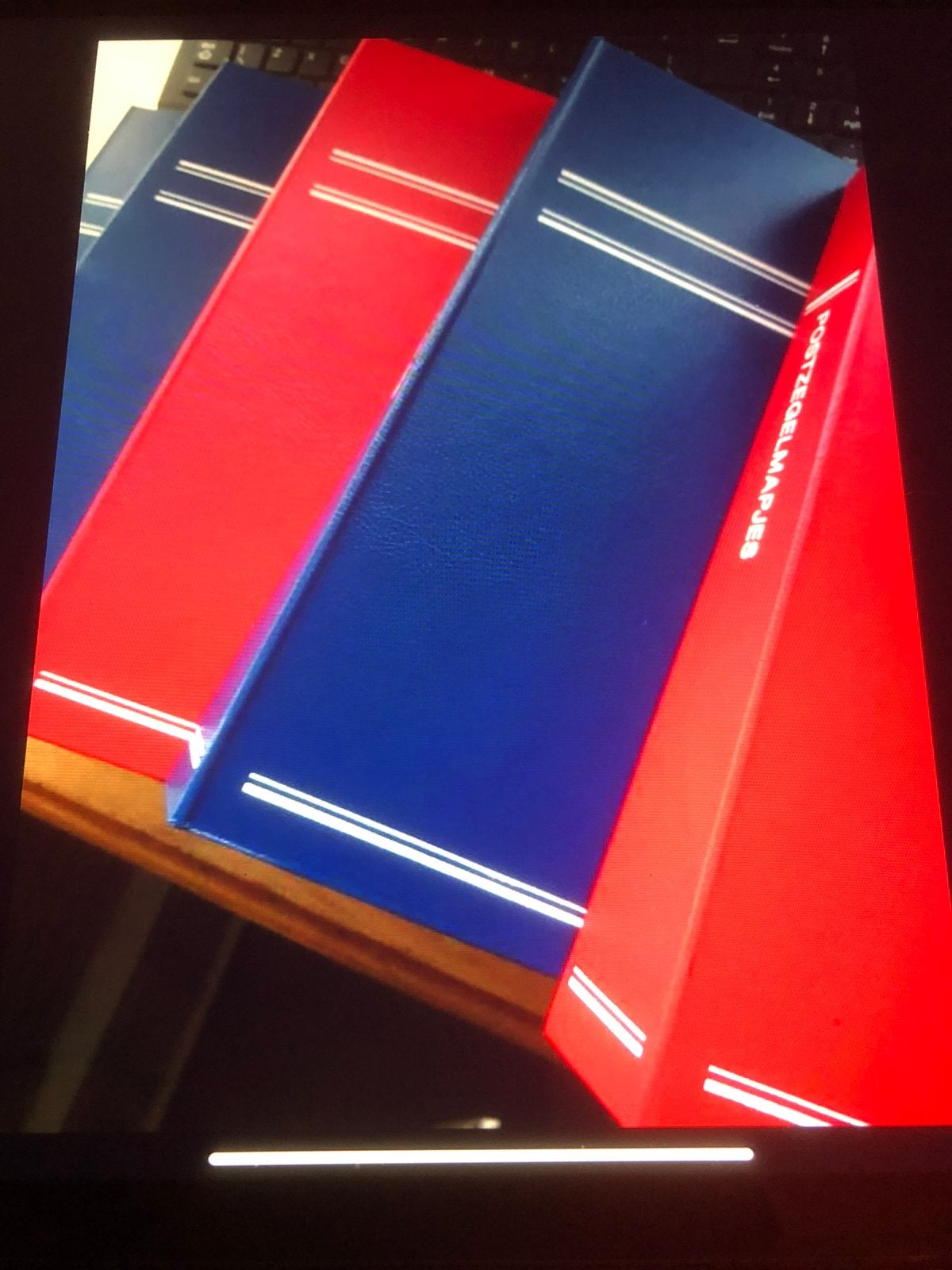 Voor de liefhebbers!!!20 legePTT mappen div kleuren foto’s, Postzegels en Munten, Postzegels | Toebehoren, Verzenden, Verzamelalbum