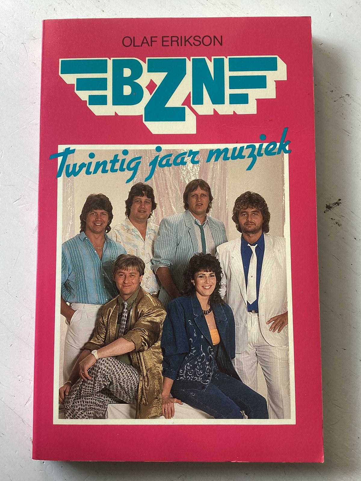 BZN - 20 jaar muziek (Olaf Erikson), Verzenden, Zo goed als nieuw, Artiest