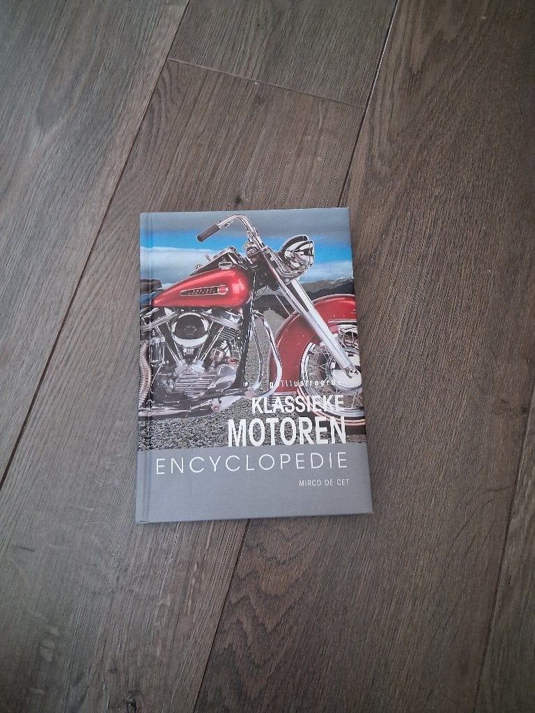 Klassieke motoren ENCYCLOPEDIE (mirco de cet), Boeken, Ophalen of Verzenden, Zo goed als nieuw, Algemeen