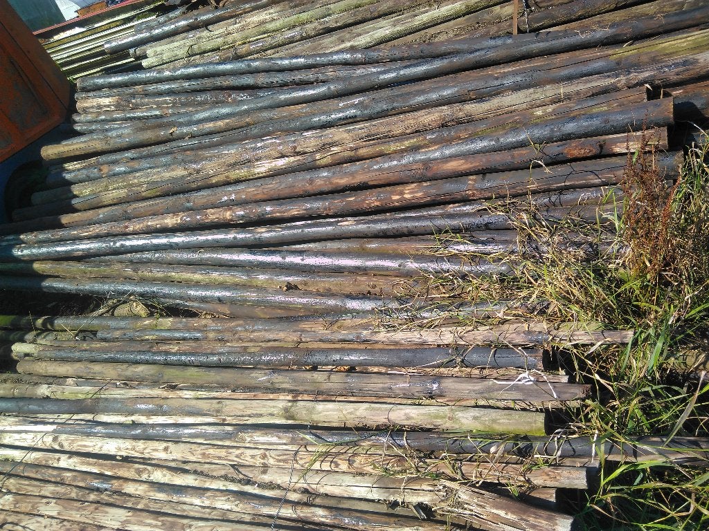 Gecreosoteerde palen, 4m lang, niet gepunt, 10cm dik., Ophalen, Zo goed als nieuw, 250 cm of meer, Palen
