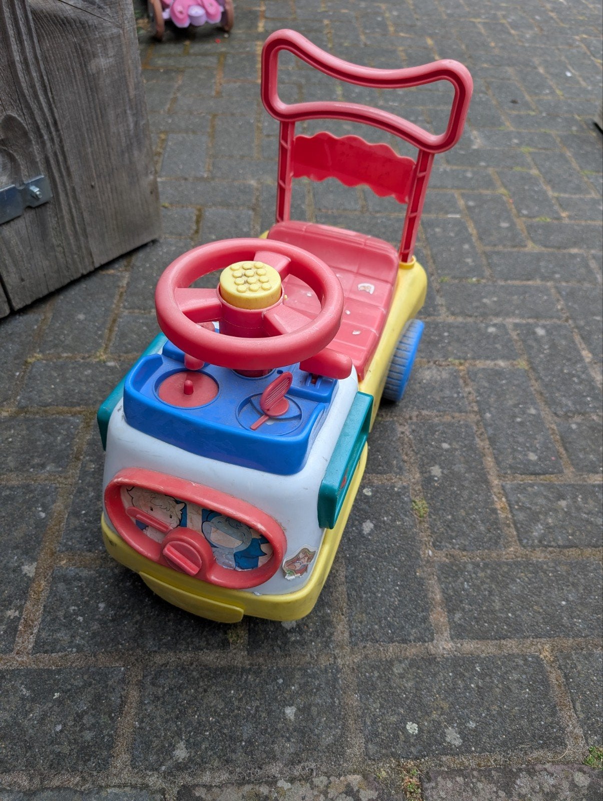 Loopauto met duwstang en speelstuur, Kinderen en Baby's, Speelgoed | Buiten | Voertuigen en Loopfietsen, Ophalen, Gebruikt, Loopvoertuig
