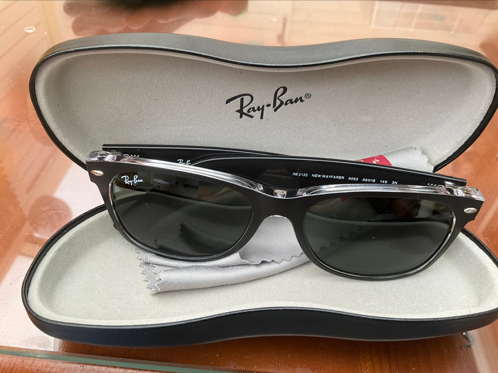 Ray ban wayfarer zonnebril, Ophalen of Verzenden, Zo goed als nieuw, Zwart, Ray-Ban