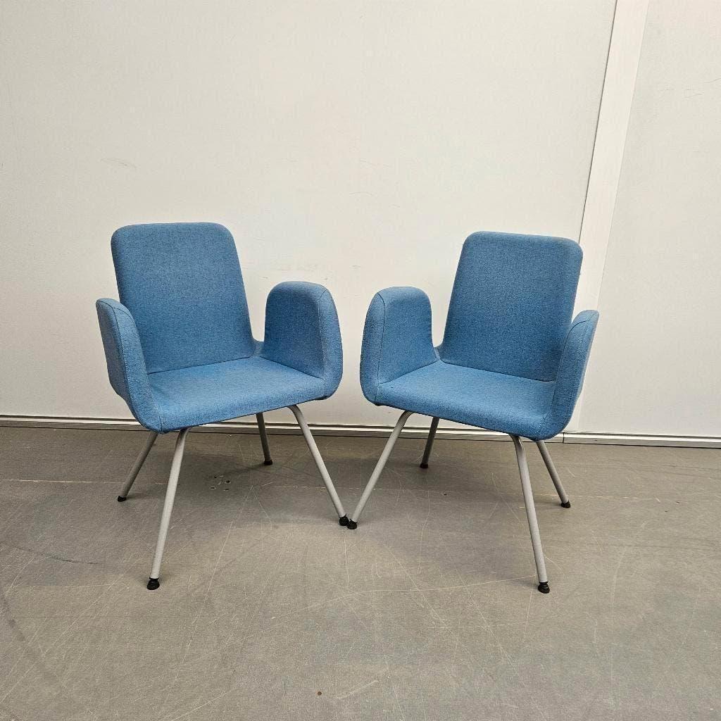 2x  Ikea Patrik fauteuil stoel eetkamer met blauwe stof, Gebruikt, Twee, Blauw, Ophalen of Verzenden
