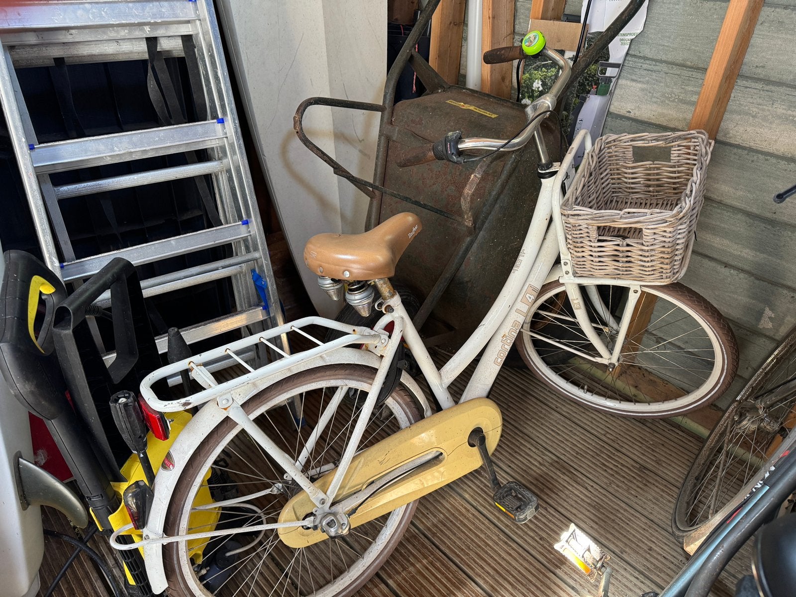 Cortina U4 cargo kinderfiets met mand 24 inch, Ophalen, Zo goed als nieuw, 26 inch of meer
