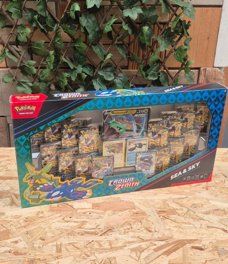 Pokémon Crown Zenith Sea & Sky Premium Collection Box, Ophalen, Nieuw, Boosterbox