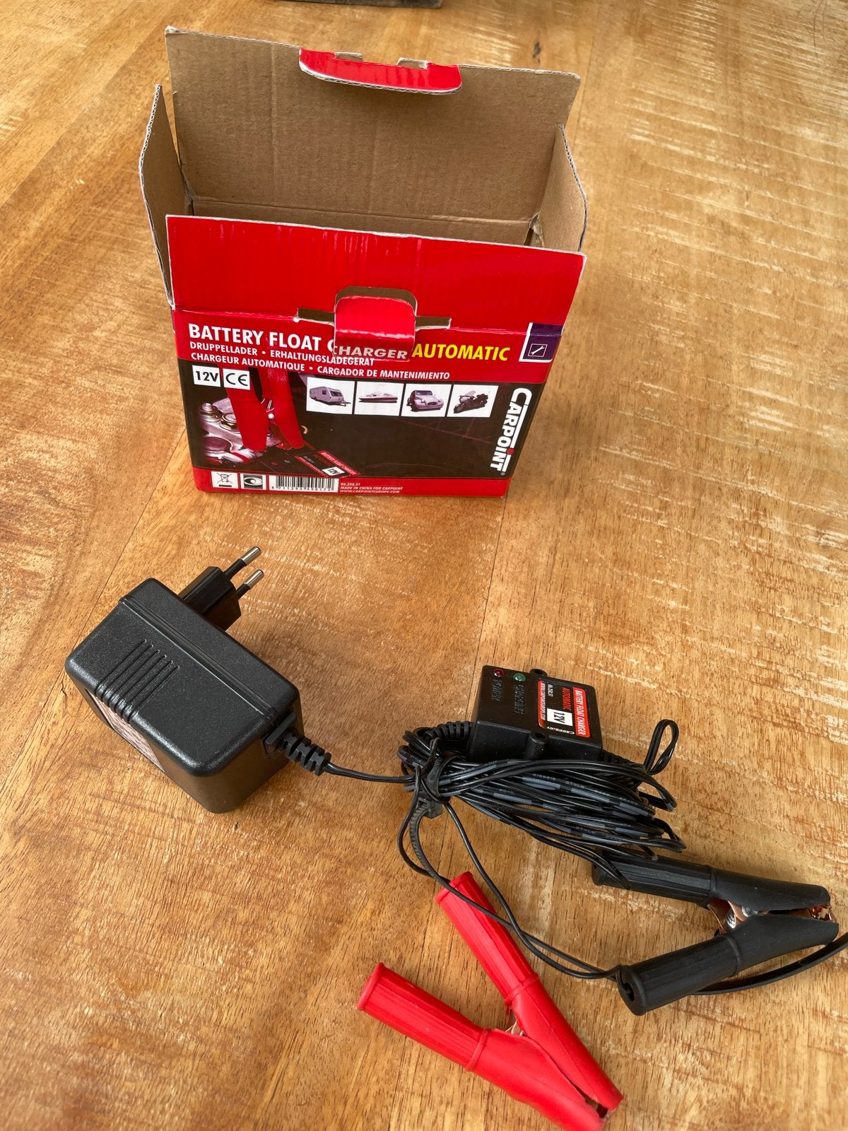 Carpoint Acculader 12V Automatisch Druppellader, Ophalen, Gebruikt, Universele onderdelen