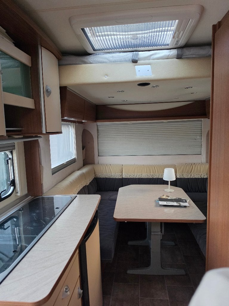 Burstner Averso 440 TK plus 2011, Luifel, Rondzit, Hefbed, Particulier