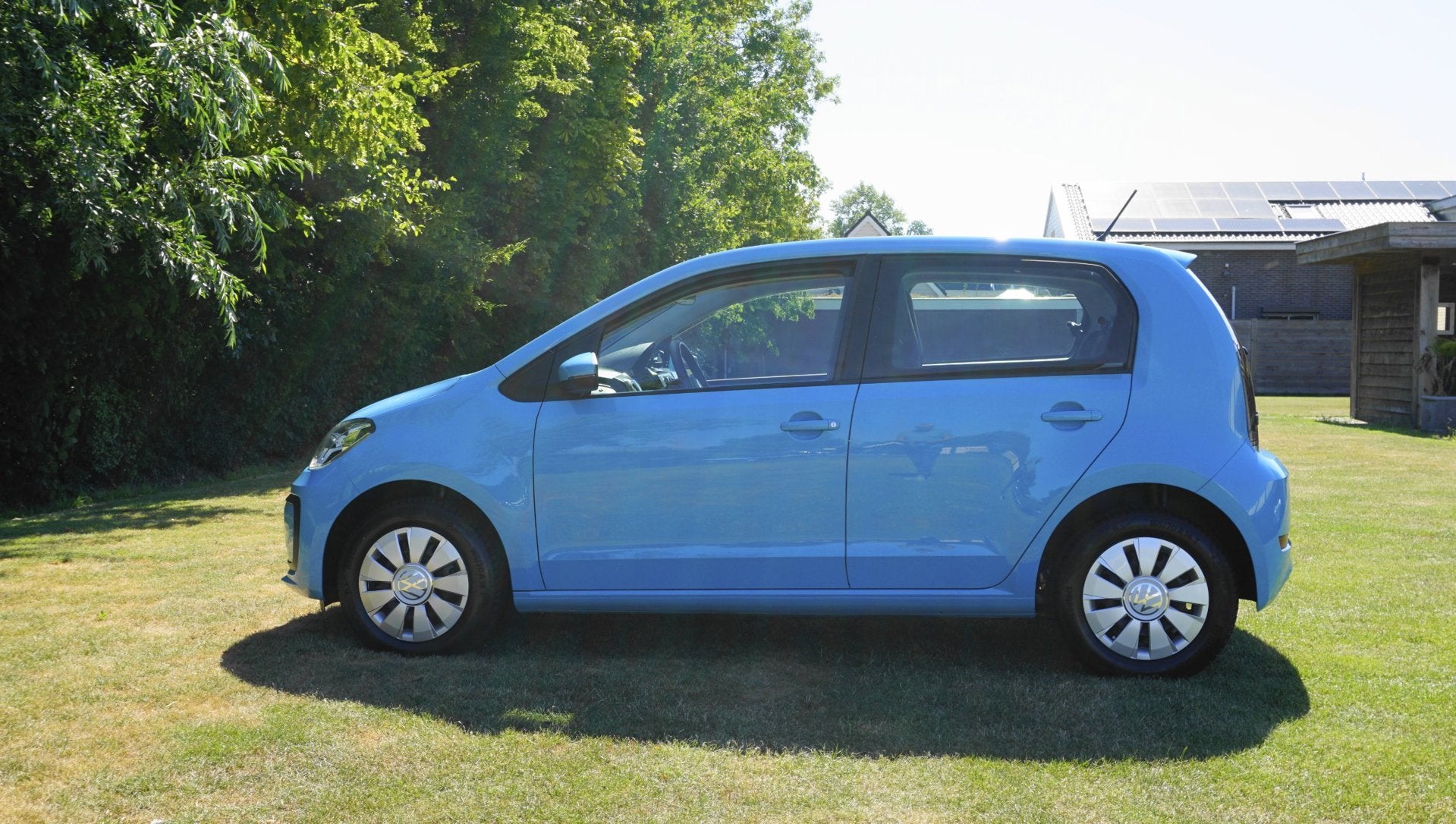 Volkswagen Up! 1.0 BMT move up! 5 drs Airco blue tooth, Auto's, Stof, Gebruikt, 891 kg, Origineel Nederlands