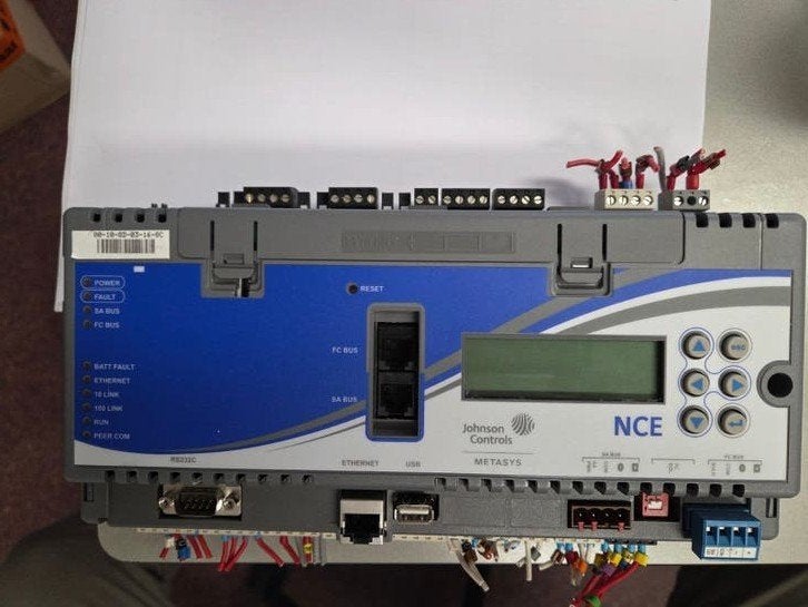 Johnson Controls Metasys NCE Netwerk Controller, Hobby en Vrije tijd, Ophalen of Verzenden