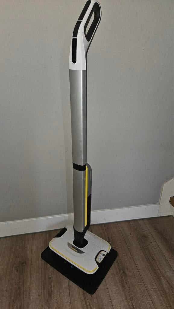 Karcher Vloerreiniger, Ophalen, Zo goed als nieuw