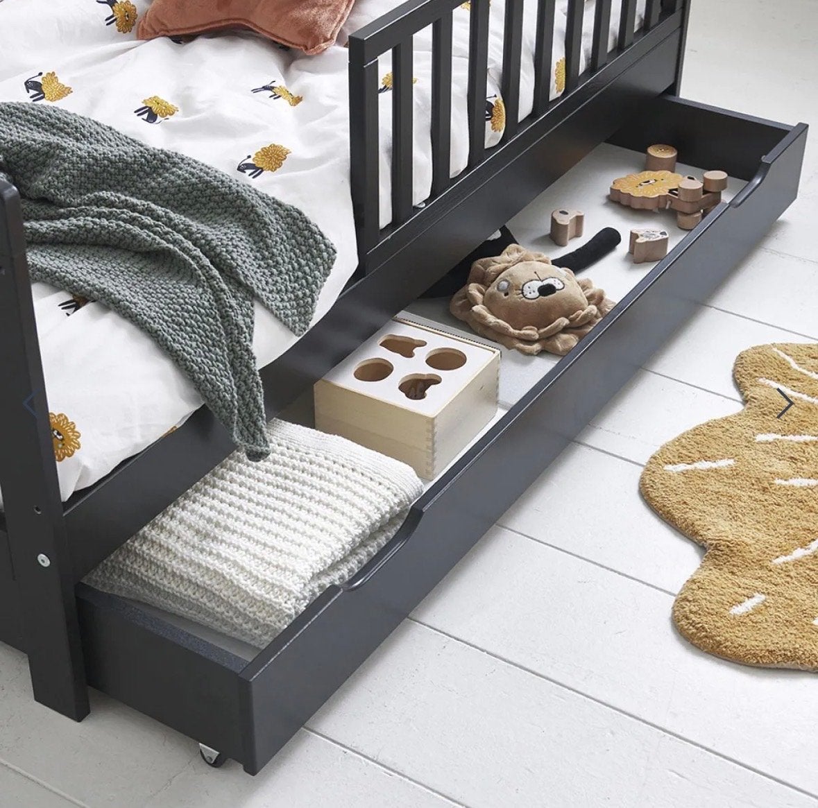 Petit Amelie peuterbed schuiflade zwart, Ophalen, Zwart, 190 cm of minder, Zo goed als nieuw