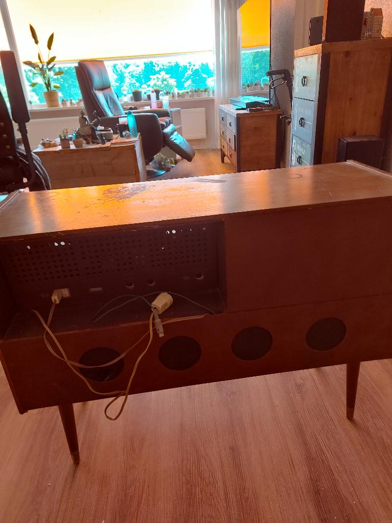 radio/platenspeler  nostalgie, Ophalen, Niet werkend