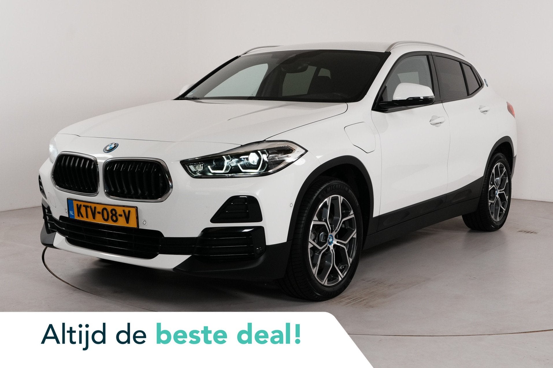 BMW X2 xDrive25e PHEV 220 pk | SOH 92% | M Sport | Adaptive, Auto's, Automaat, Gebruikt, Euro 6, Wit
