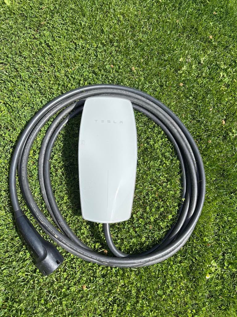 Tesla wall connector, Ophalen of Verzenden, Zo goed als nieuw, Laadpaal en Laadkabel