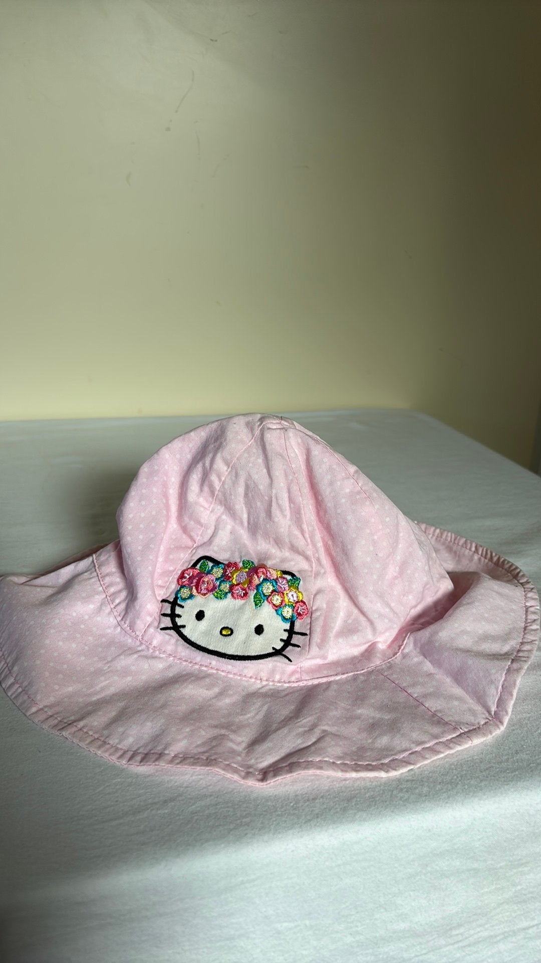Zonnehoedje Hello Kitty, Ophalen of Verzenden, Zo goed als nieuw, Meisje
