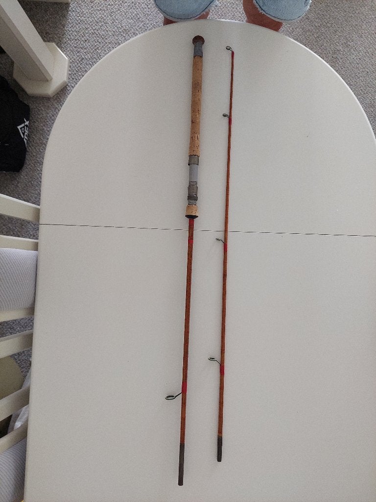 Splitcane hengel 2.10 meter met opschrift "Salmo-Mer", Ophalen of Verzenden, Gebruikt, Werphengel