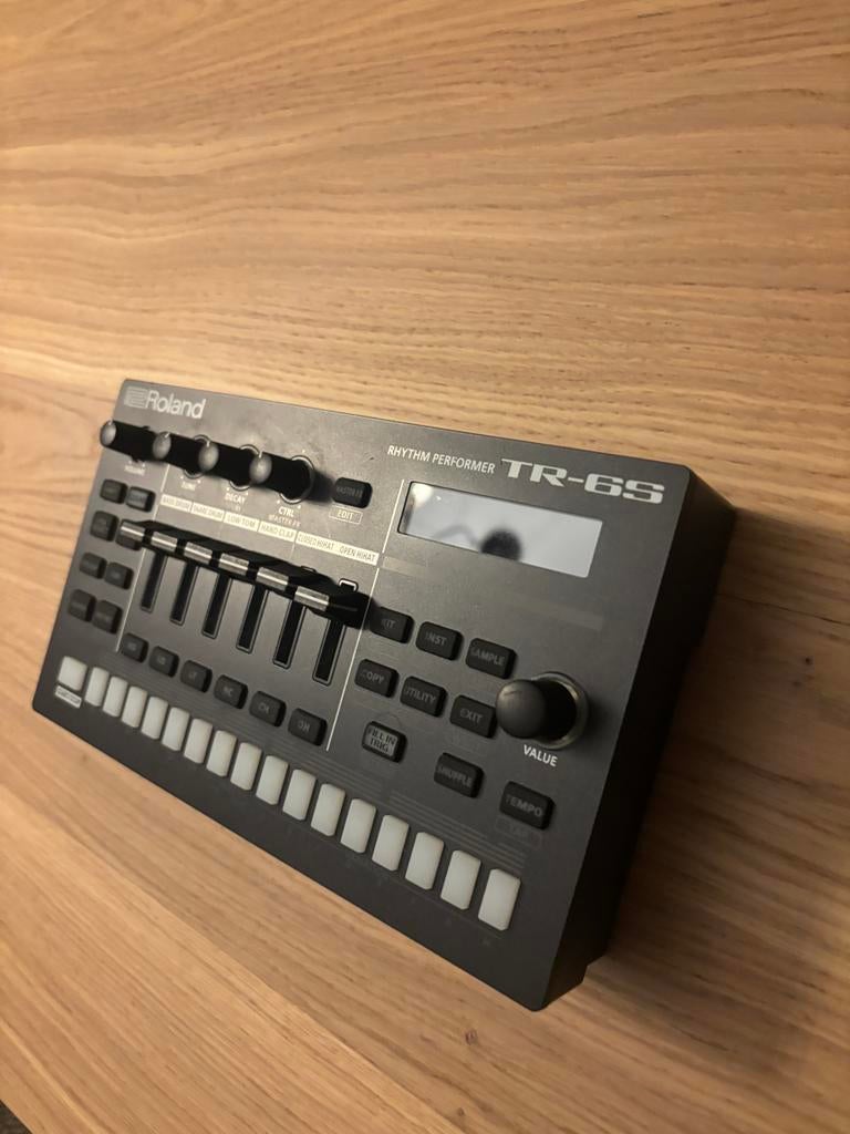 Roland TR6S drumcomputer, Muziek en Instrumenten, Ophalen of Verzenden, Zo goed als nieuw, Roland
