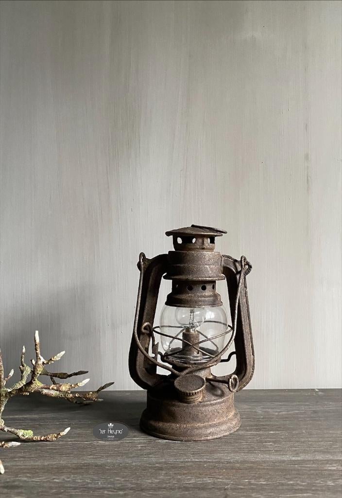 Metalen lantaarn op batterij led lamp stoer sober landelijk, Verzenden, Nieuw, Bruin