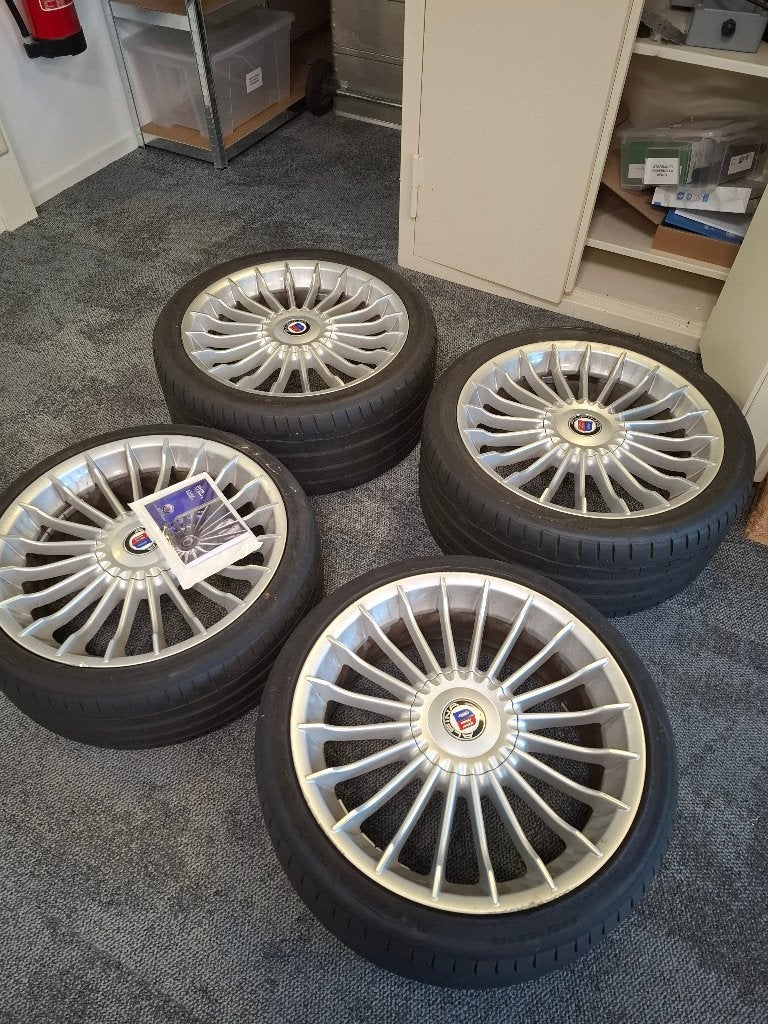 Alpina Velgen met Zomerbanden - 19 inch, Gebruikt, Banden en Velgen, 235 mm, Personenwagen