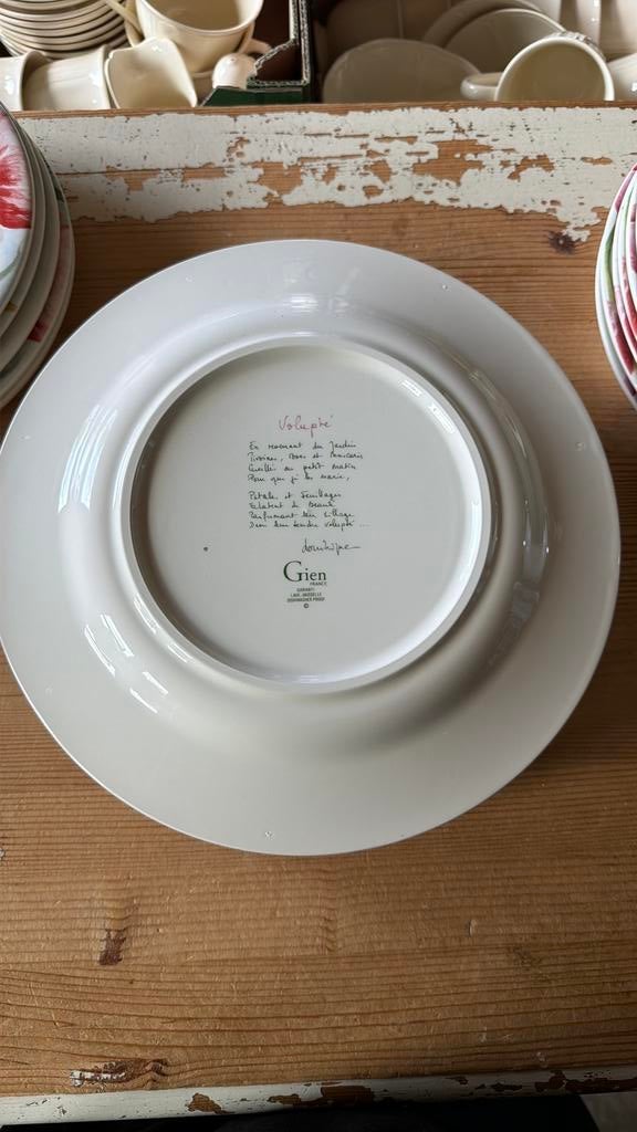 Gien VOLUPTÉ dinerborden, Huis en Inrichting, Keuken | Servies, Ophalen of Verzenden, Zo goed als nieuw, Bord(en), Overige stijlen
