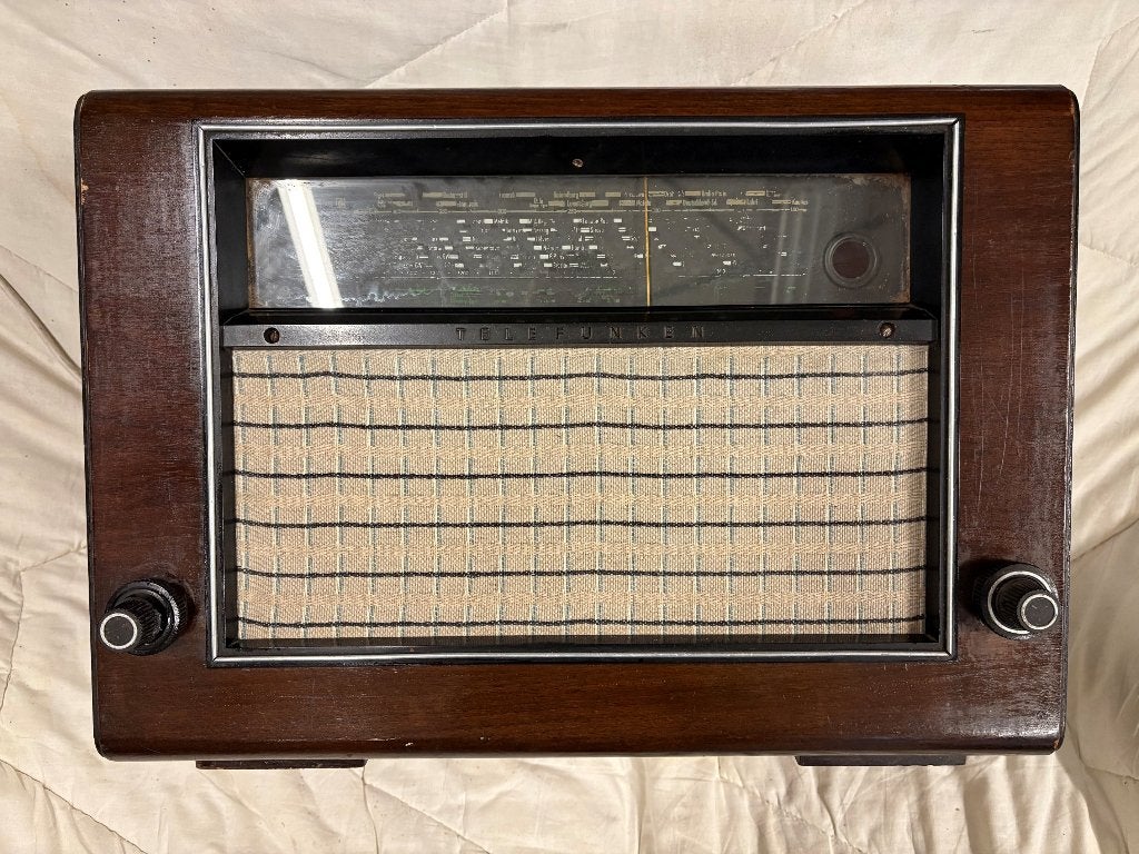 Antieke Telefunken radio, omgebouwd naar Bluetooth., Ophalen of Verzenden