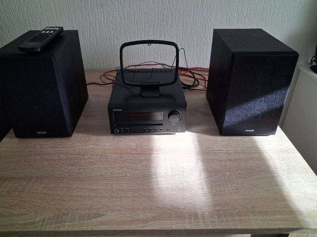 Radio en cd speler, Ophalen of Verzenden, Gebruikt, Radio