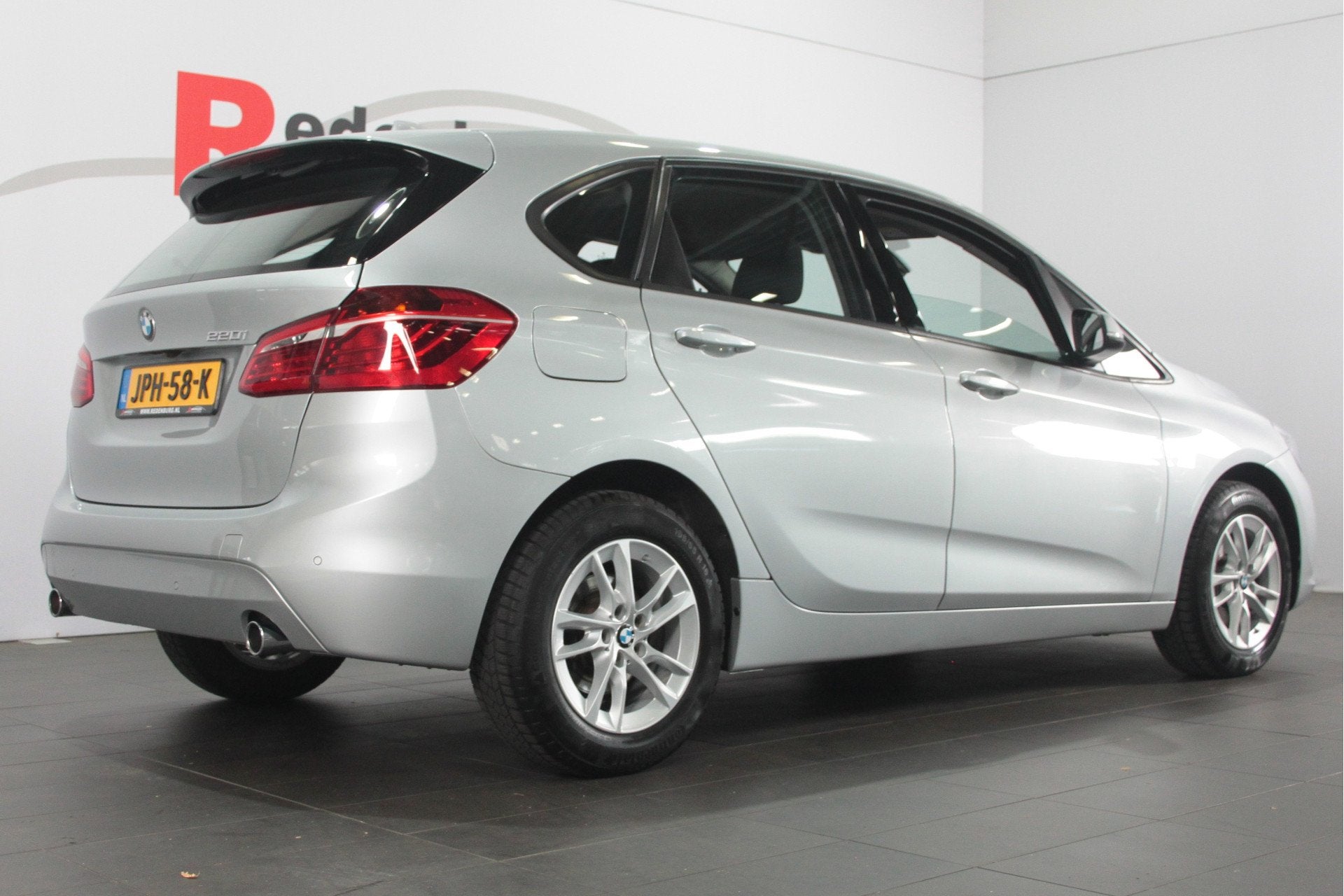 BMW 2 Serie Active Tourer 220i Luxury - Automaat - Navi / Ca, 1998 cc, 730 kg, Gebruikt, Euro 6
