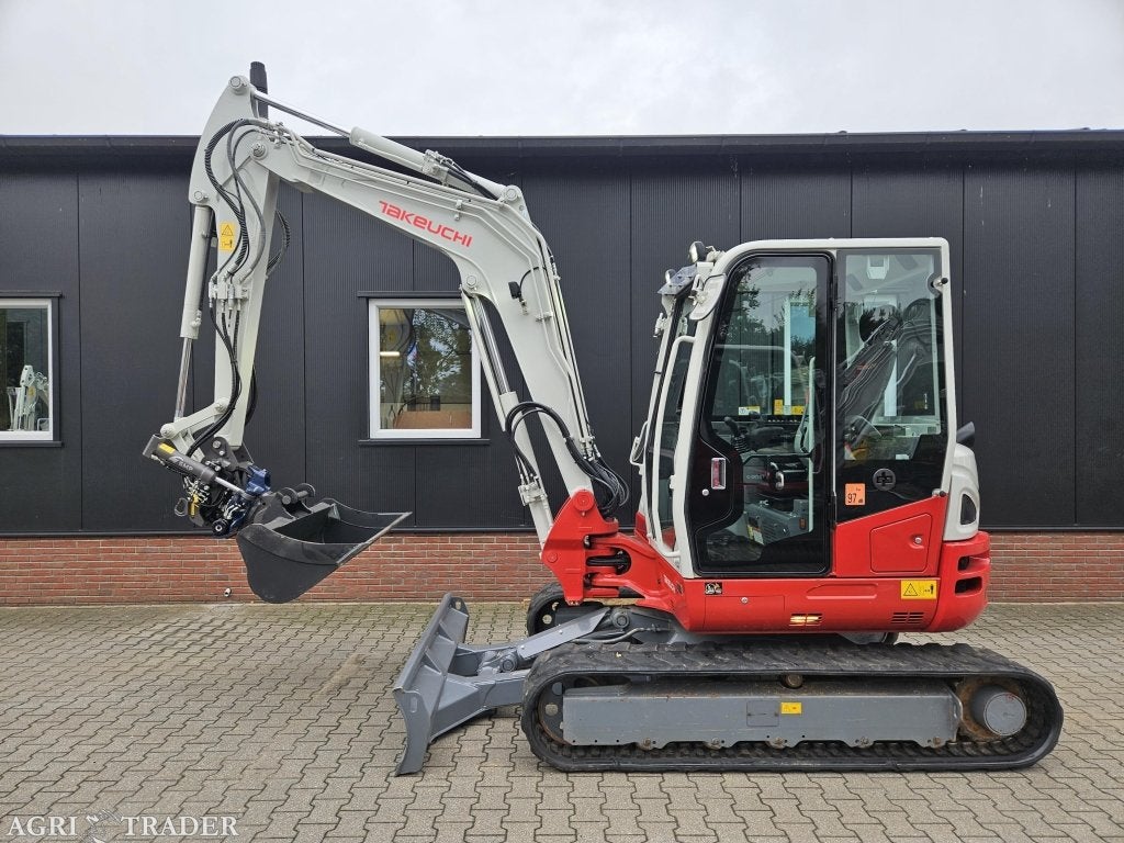 Takeuchi TB260 stage V met nieuw  draaikantelstuk, Niet opgegeven, -, Niet opgegeven, Graafmachine