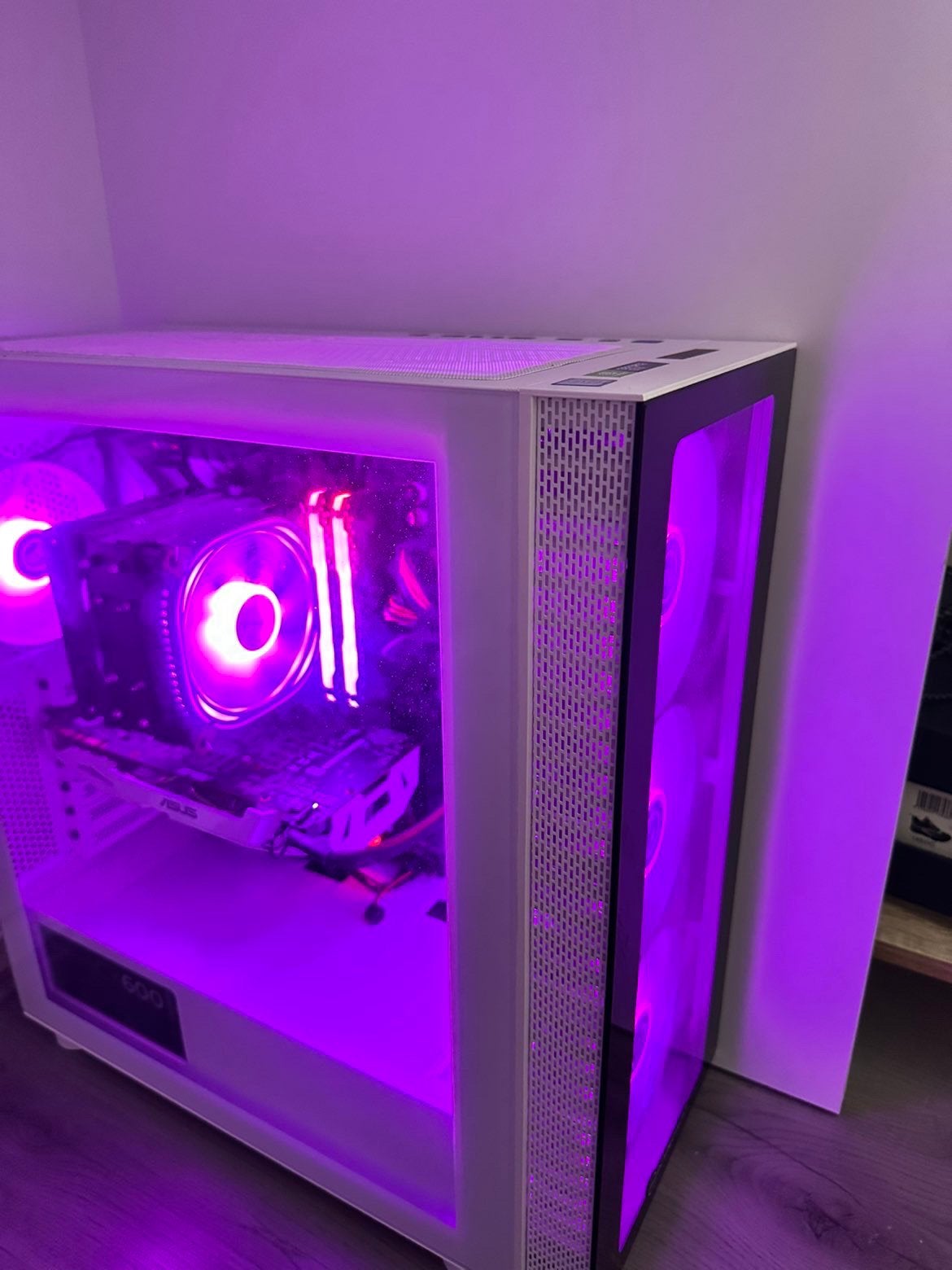 Gaming pc Setup, Computers en Software, Desktop Pc's, Zo goed als nieuw, 3 tot 4 Ghz, SSD, 16 GB, Met videokaart, Met monitor