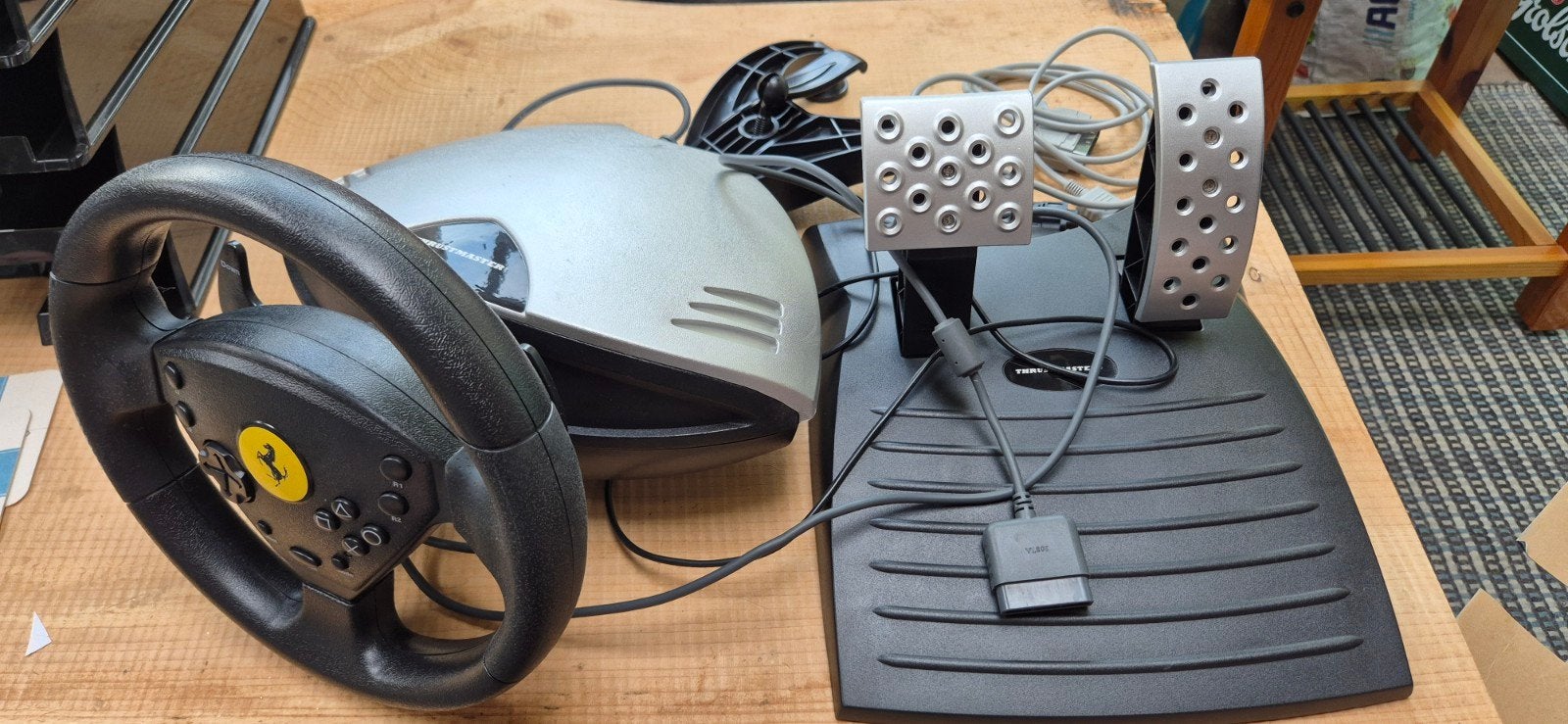 Thrustmaster 360 Modena Racing Wheel voor PS1/PS2, Ophalen of Verzenden, Gebruikt