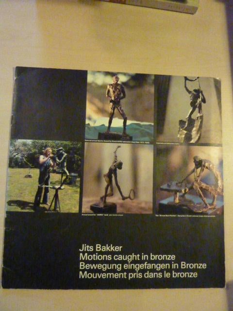 Jits Bakker - Motions caught in bronze, Boeken, Ophalen of Verzenden, Gelezen