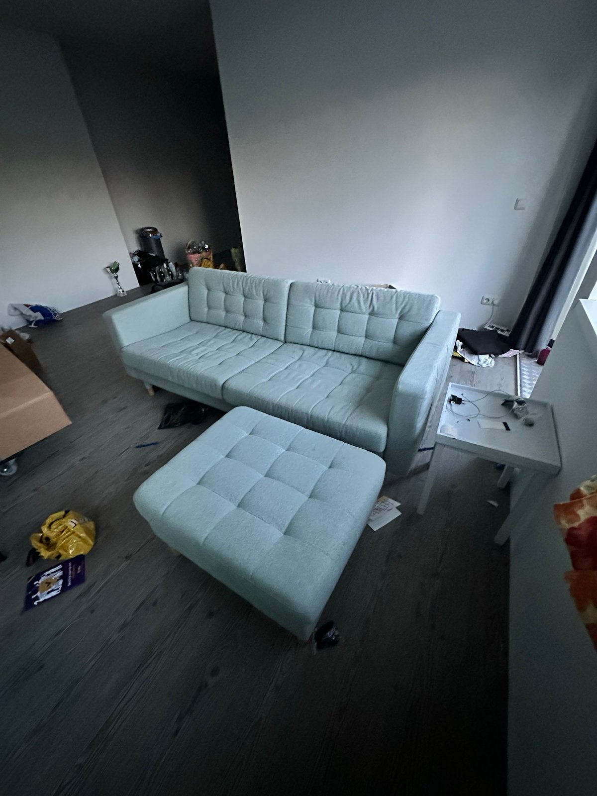 Bank en poef gratis af te halen wegens verhuizing, Ophalen, Gebruikt, 150 tot 200 cm, Driepersoons