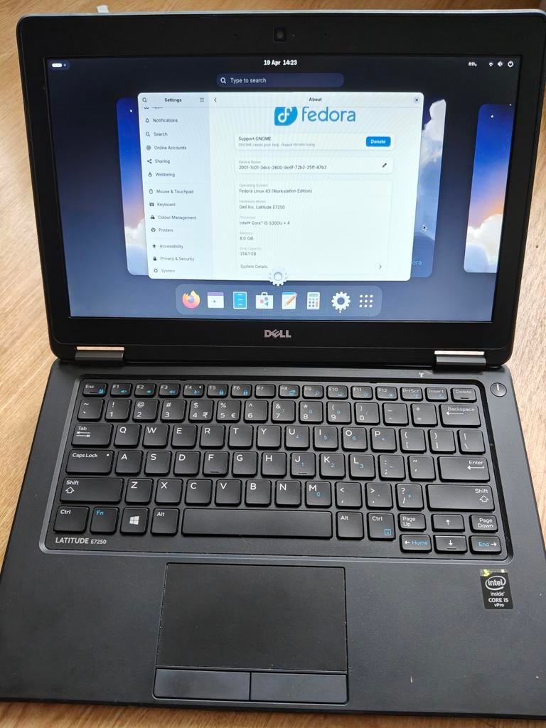 Dell Latitude E7250 | i5 | 8GB RAM | 256GB SSD | +Dock&Hoes, 2 tot 3 Ghz, Qwerty, 8 GB, 12 inch