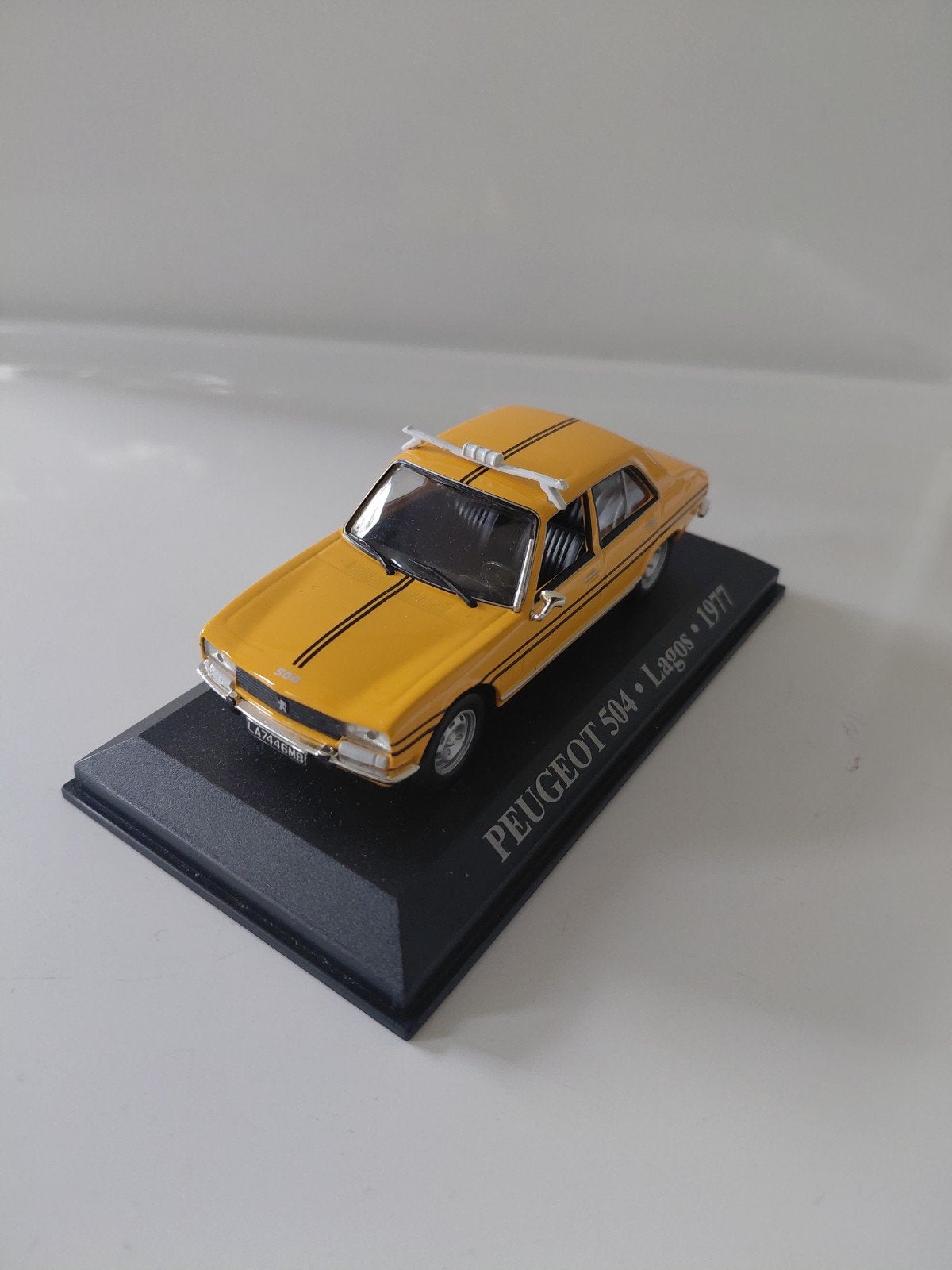 Peugeot 504 Schaal 1/43, Ophalen of Verzenden, Zo goed als nieuw, Auto, Overige merken