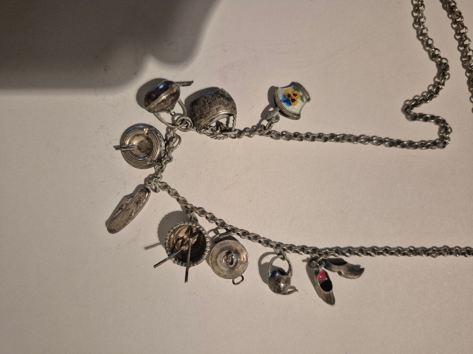 Vintage Zilveren Bedelketting met Diverse Charms, Sieraden, Tassen en Uiterlijk, Ophalen, Gebruikt, Met bedels of kralen, Zilver
