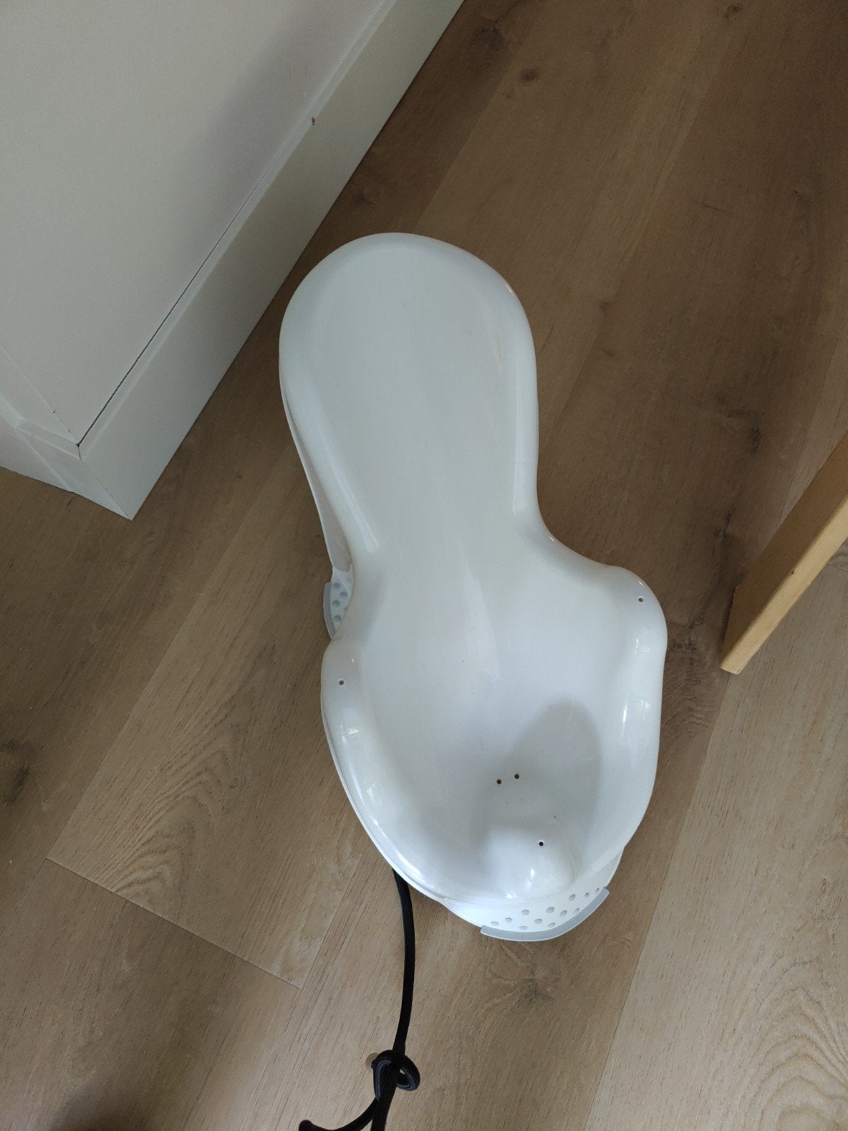 Baby badzitje - Wit, Zo goed als nieuw, Badzitje of Badring, Standaard, Ophalen