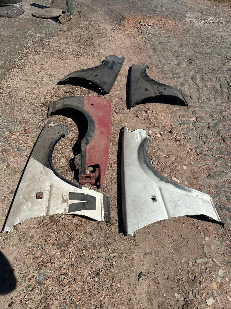 Lot toyota corolla ae86 spatborden, Auto-onderdelen, Carrosserie en Plaatwerk, Ophalen, Toyota, Spatbord