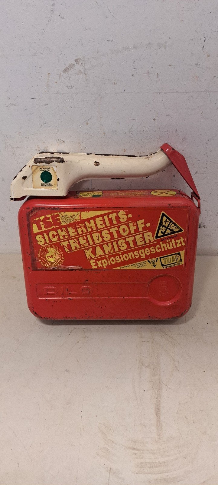 vintage Dilo jerrycan metaal 5 liter, Ophalen of Verzenden