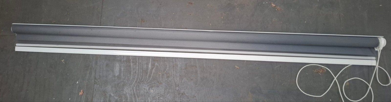 2x Duo rolgordijn grijs 180x180 cm met ombouw, Ophalen