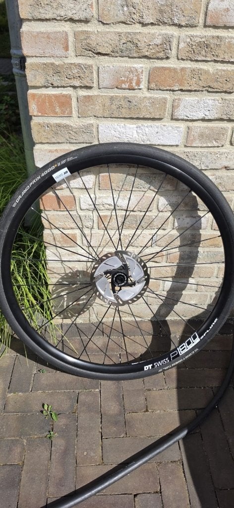DT Swiss P1800 Spline 23 Wielset compleet, DT Swiss, Zo goed als nieuw, Aluminium, Racefiets