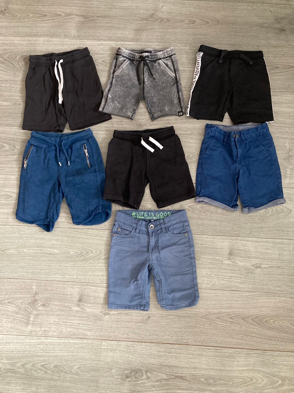 Pakket met 7 korte broeken maat 104 jongen, Ophalen of Verzenden, Jongen, Broek